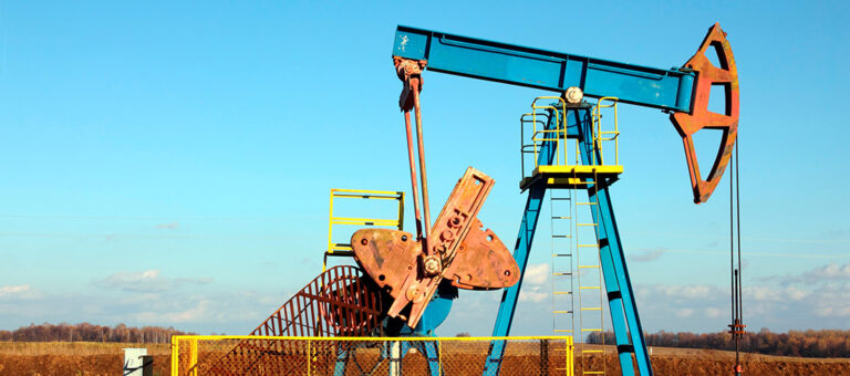 De momento Italia y el petróleo