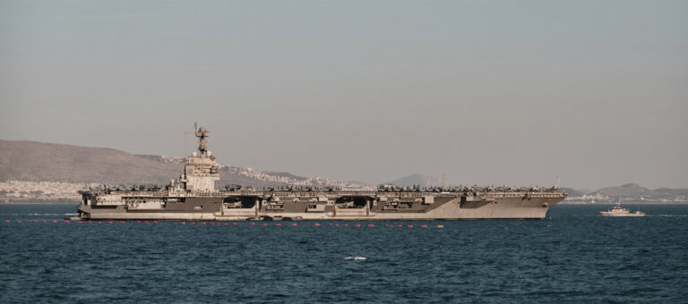 el portaaviones de los EE.UU. Gerald R.Ford