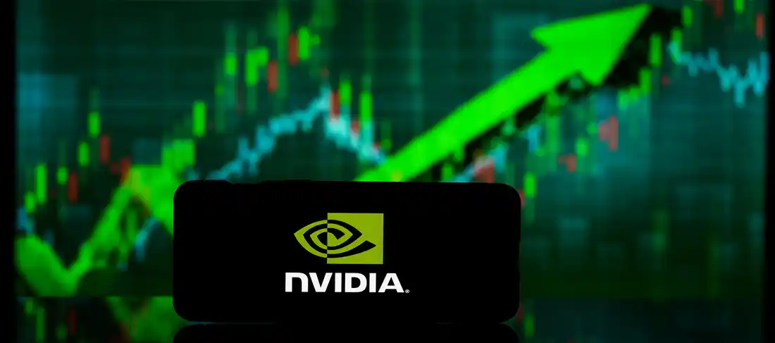 Nvidia, con una creciente revalorización de su valor, presentará hoy sus resultados trimestrales y guías para el próximo año.