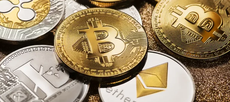 Descenso en acciones relacionadas con criptomomedas