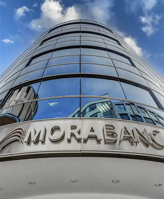 Exterior del edificio MoraBanc