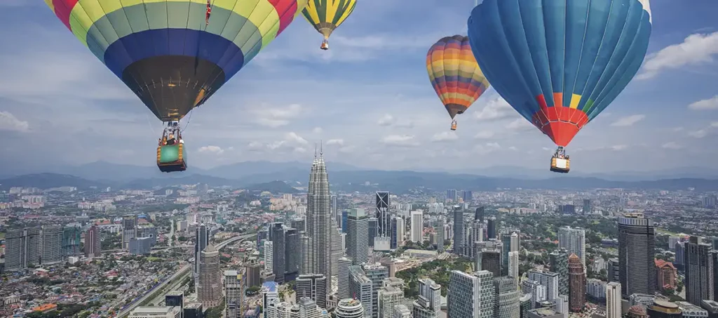 Globos sobre Kuala Lumpur